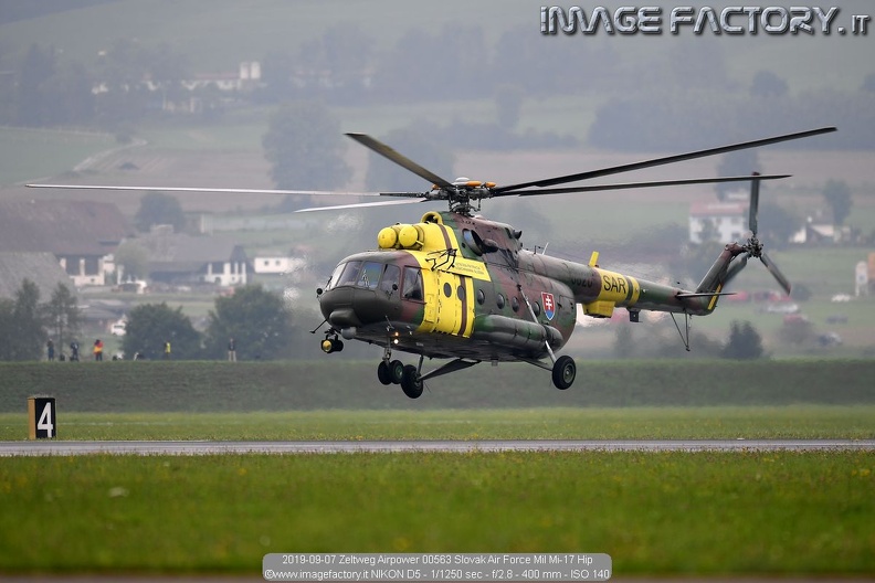 2019-09-07 Zeltweg Airpower 00563 Slovak Air Force Mil Mi-17 Hip.jpg
